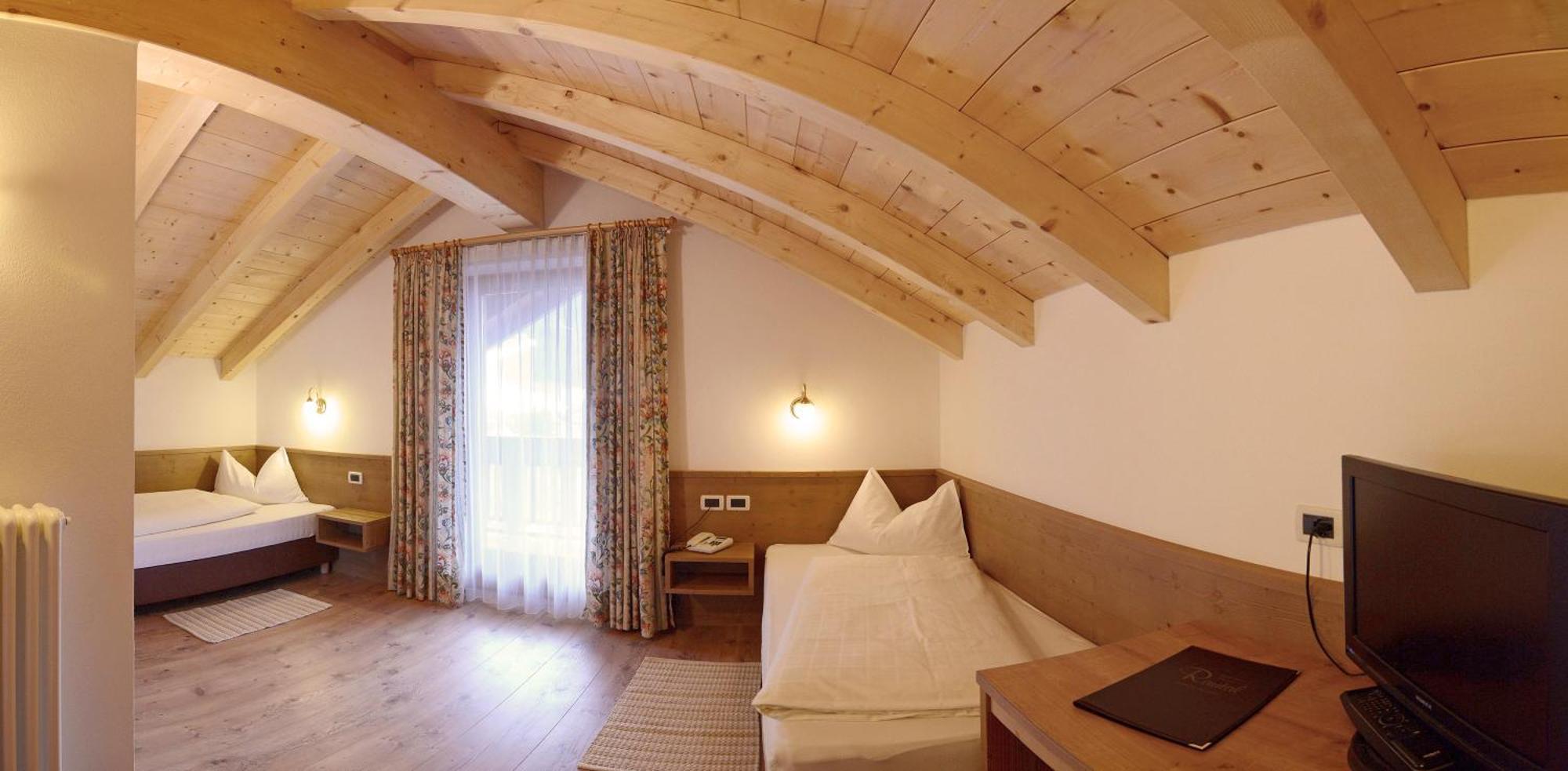 Residence Rautal B&B ***S Сан Вигилио ди Маребе Стая снимка